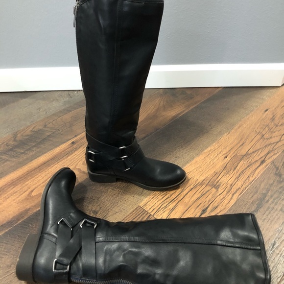 Madden Girl Black Boots - Picture 3 of 5